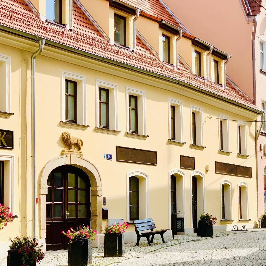 Apartament Pietrowy W Centrum Klodzka Z Darmowym Parkingiem Kłodzko Esterno foto